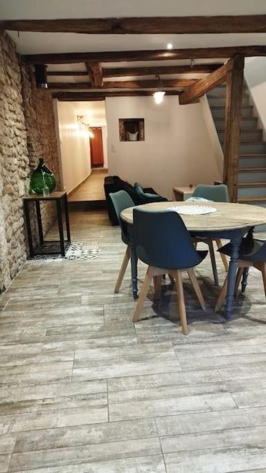 Avec Jardin Holiday home